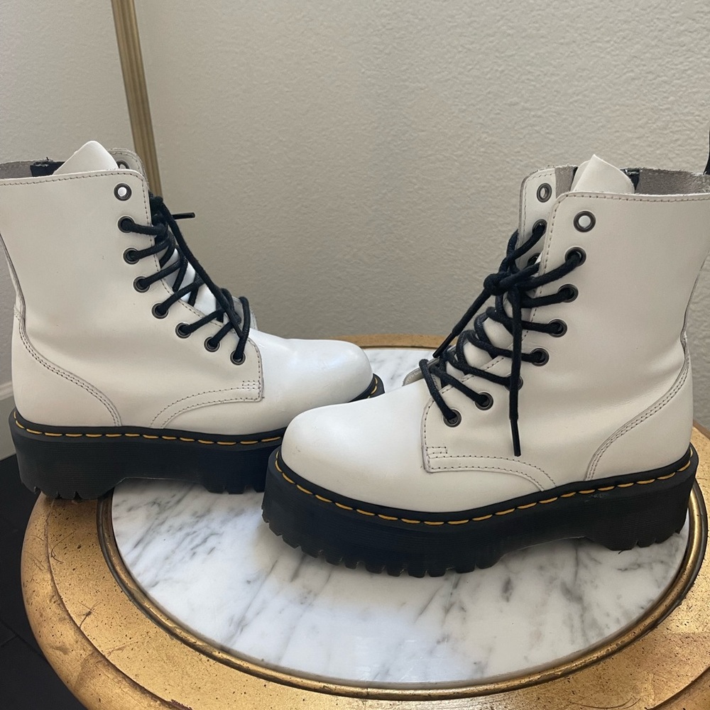 JADON WHITE DOC MARTEN